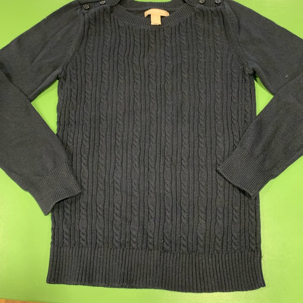Banana Republic cable knit sweater. Navy blue. Great condition.